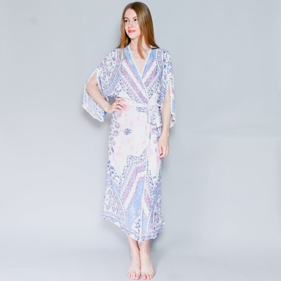 In Bloom Other - IN BLOOM By Jonquil Floral Print Midi Robe NWT